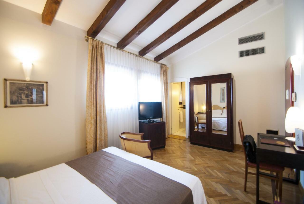 Alla Rocca Hotel Conference&Restaurant Bazzano Esterno foto