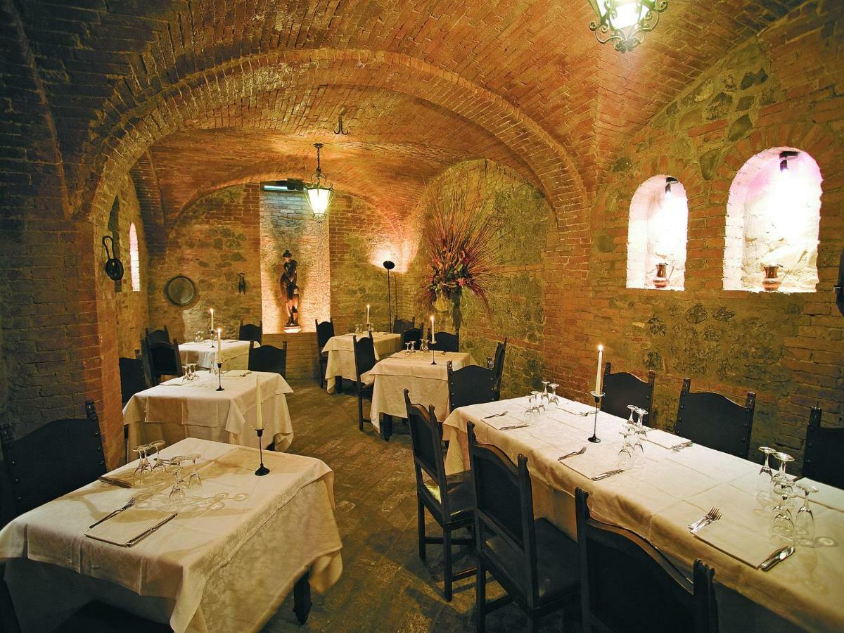 Alla Rocca Hotel Conference&Restaurant Bazzano Esterno foto