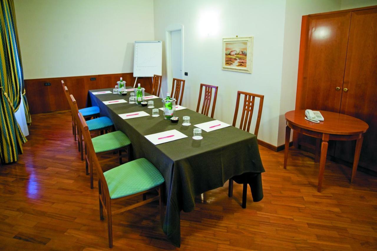 Alla Rocca Hotel Conference&Restaurant Bazzano Esterno foto