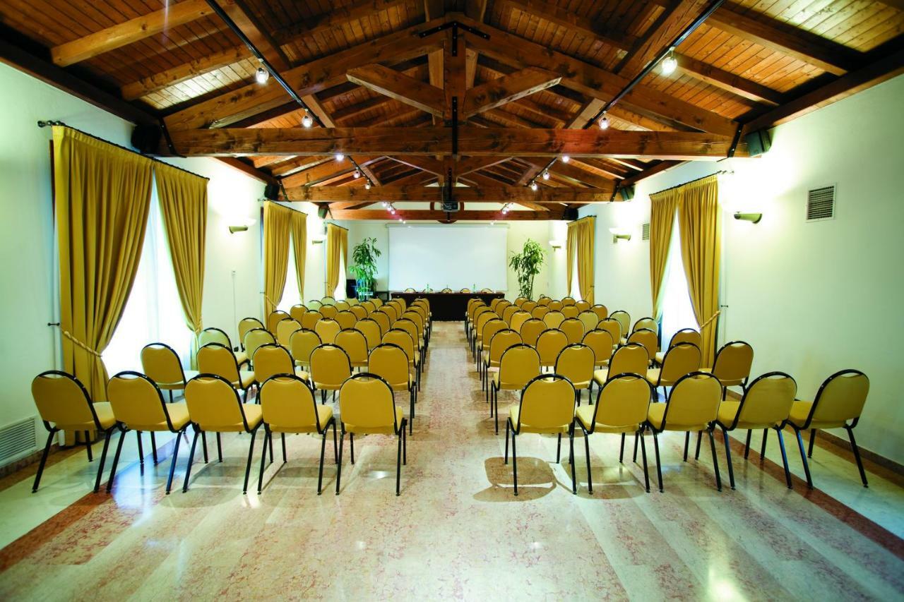 Alla Rocca Hotel Conference&Restaurant Bazzano Esterno foto